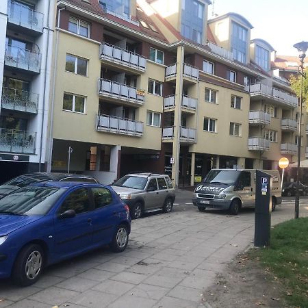 Apartament Bursztyn Apartment Kolobrzeg Bagian luar foto