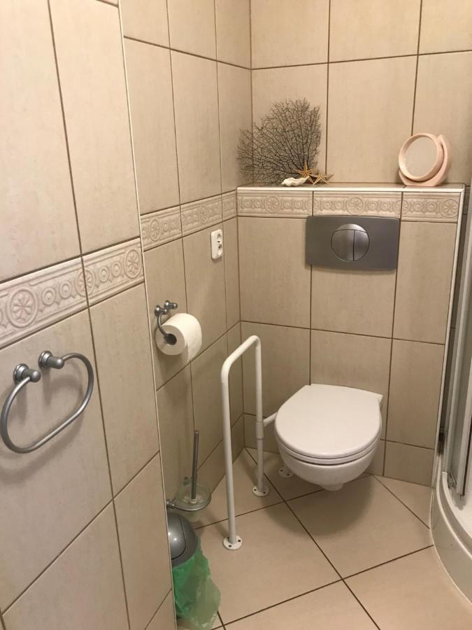 Apartament Bursztyn Apartment Kolobrzeg Bagian luar foto