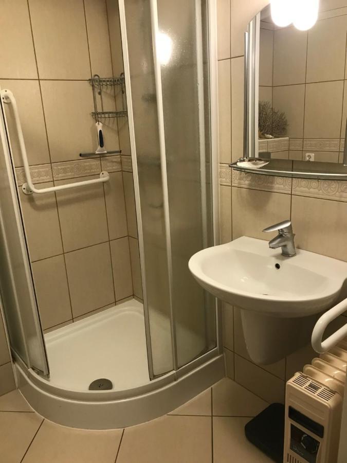 Apartament Bursztyn Apartment Kolobrzeg Bagian luar foto