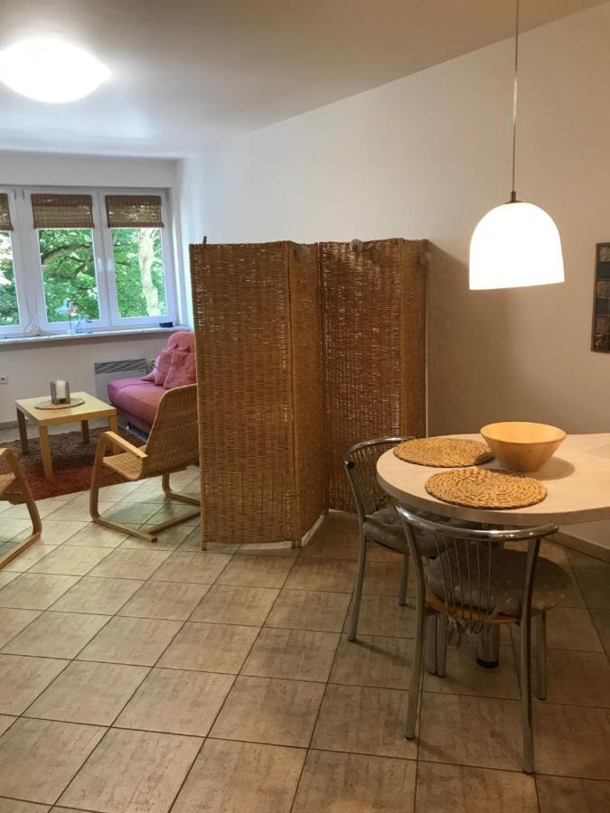 Apartament Bursztyn Apartment Kolobrzeg Bagian luar foto